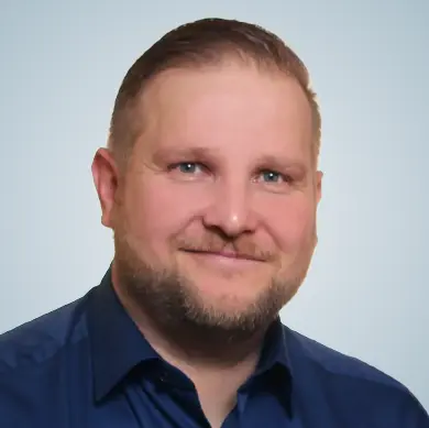Dennis Apitius